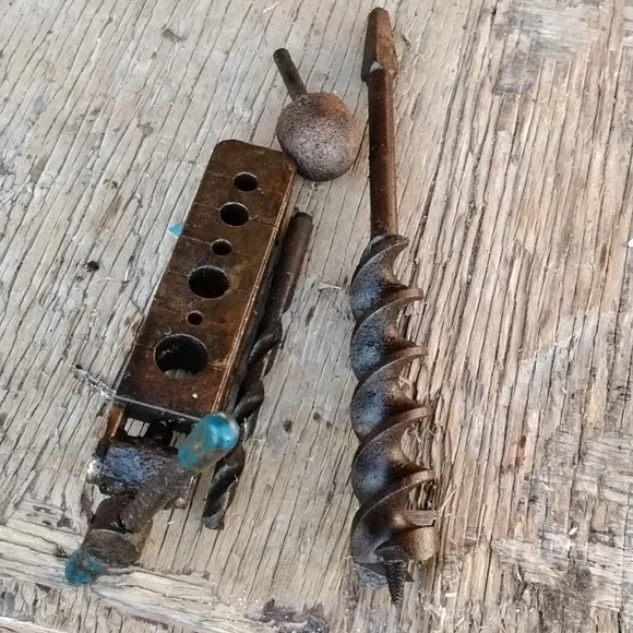 Vintage Metal Machine Shop/Woodworking Tools - Picture 3 of 3